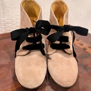 Bussola Enna Suede Wedge Ankle Boots EU 40 US 9 Lace Up Velvet Ribbon Booties